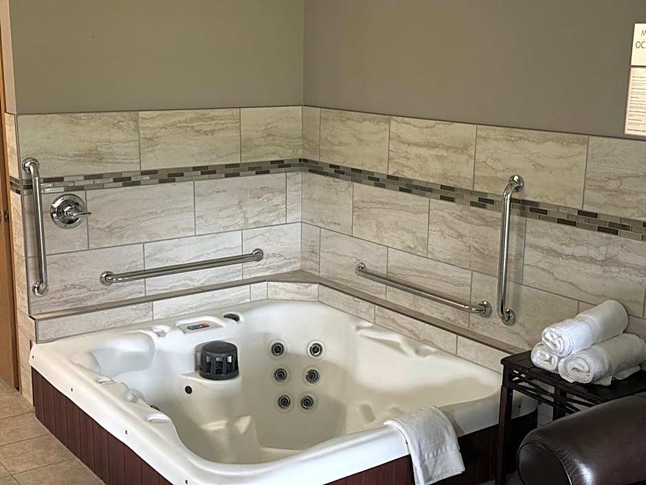 Garner INN & Suites