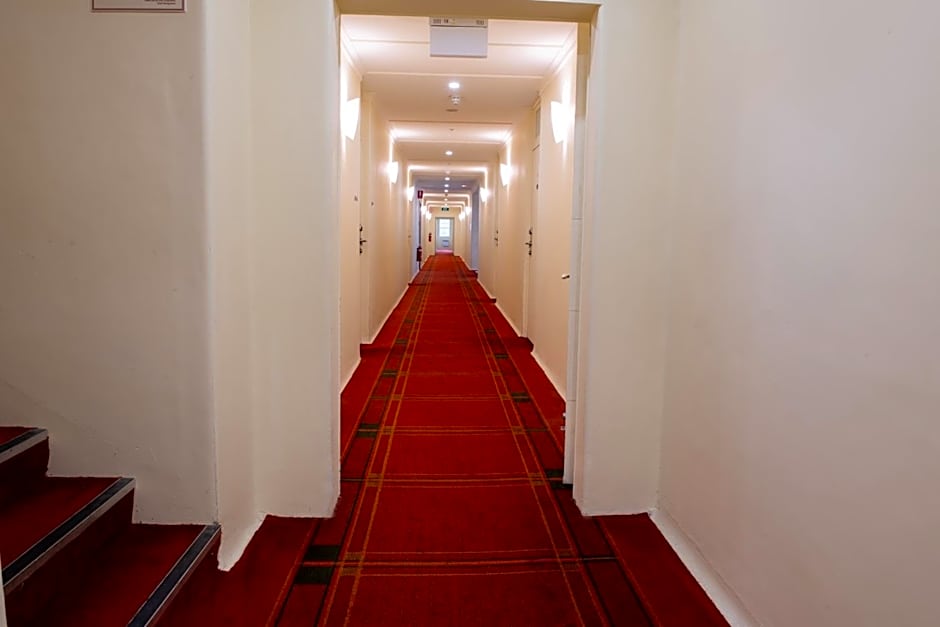 Linaker Art Deco Motel