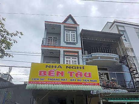 nhà nghĩ bến tàu