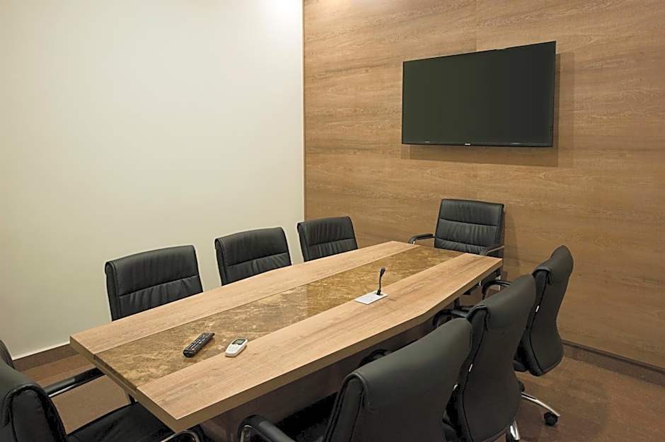 Tryp by Wyndham Varginha Cafe Royal