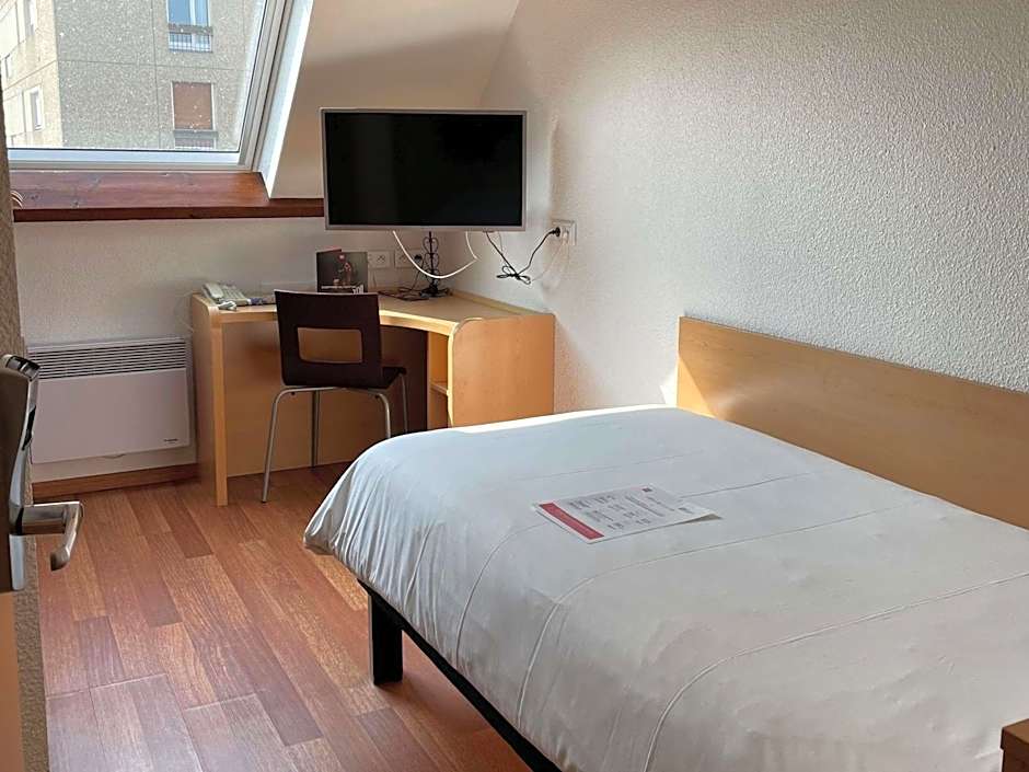 ibis Alençon