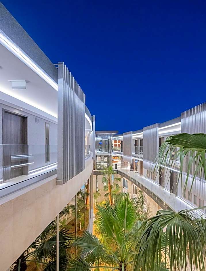 Nautilux Rethymno by Mage Hotels
