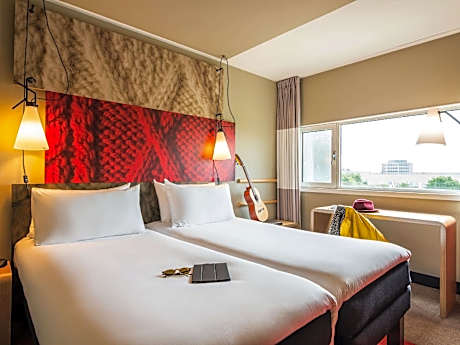 Superior Room With 2 Single Beds