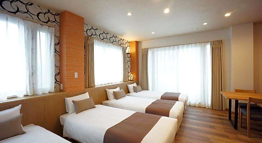 WIRES HOTEL James zaka