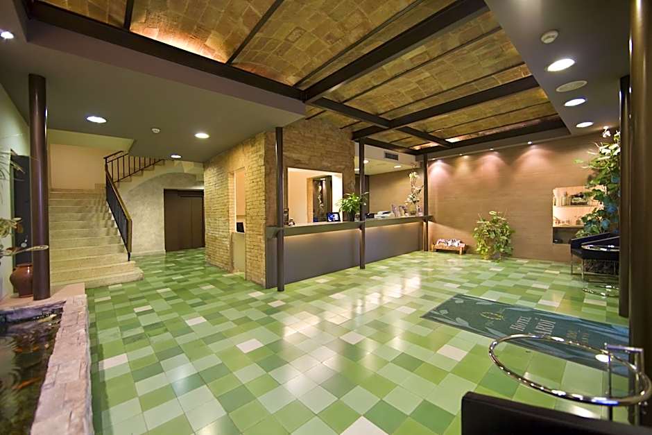 Hotel Jardí Apartaments