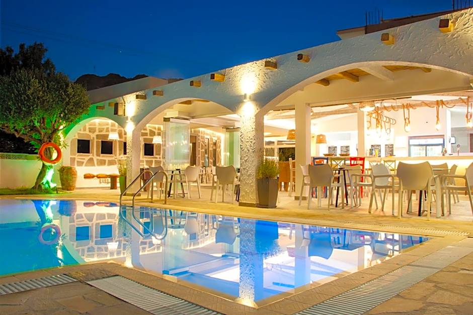 Malibu Boutique Studios & Bungalows