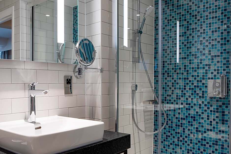 Holiday Inn Bolton Centre By IHG