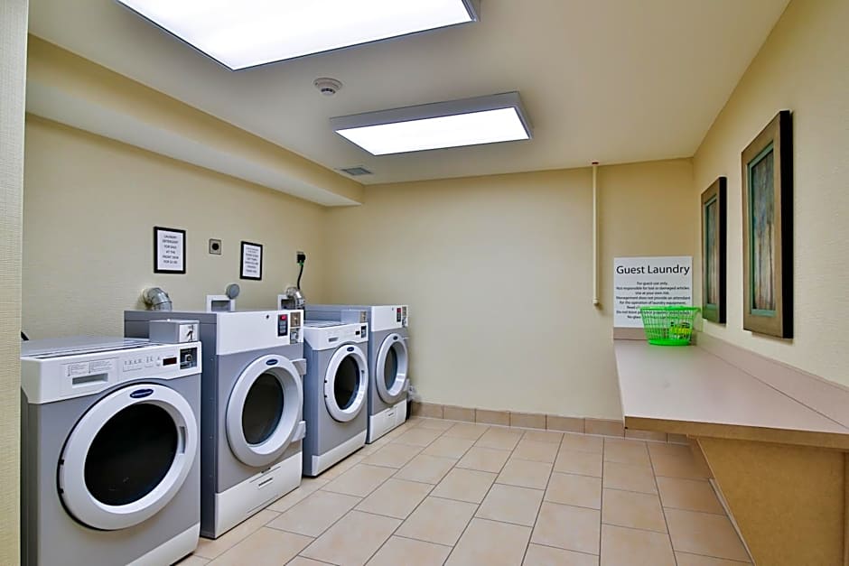 Holiday Inn Bismarck By IHG