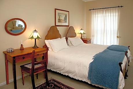 Double or Twin Room with Sea View