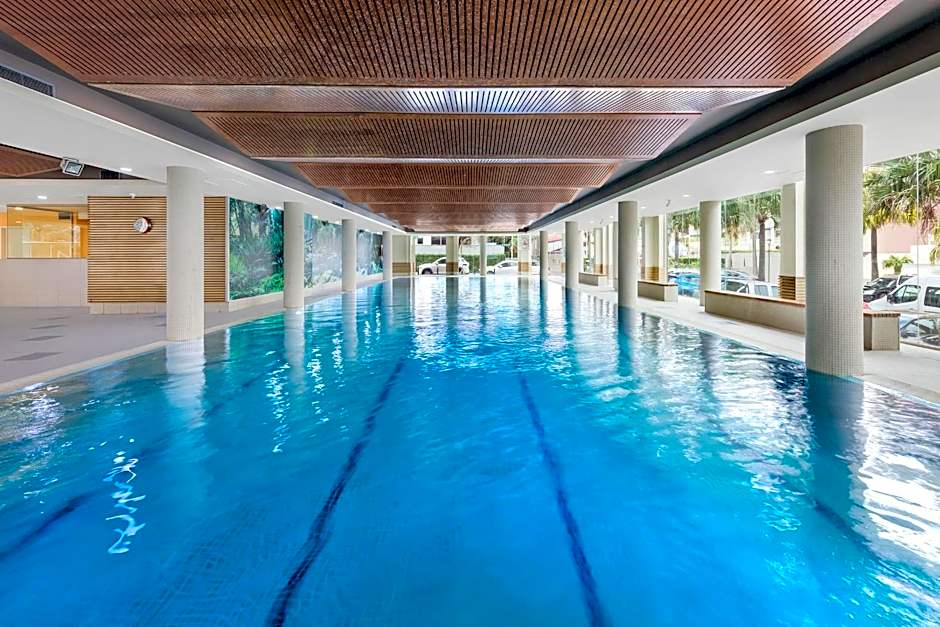 Meriton Suites Waterloo