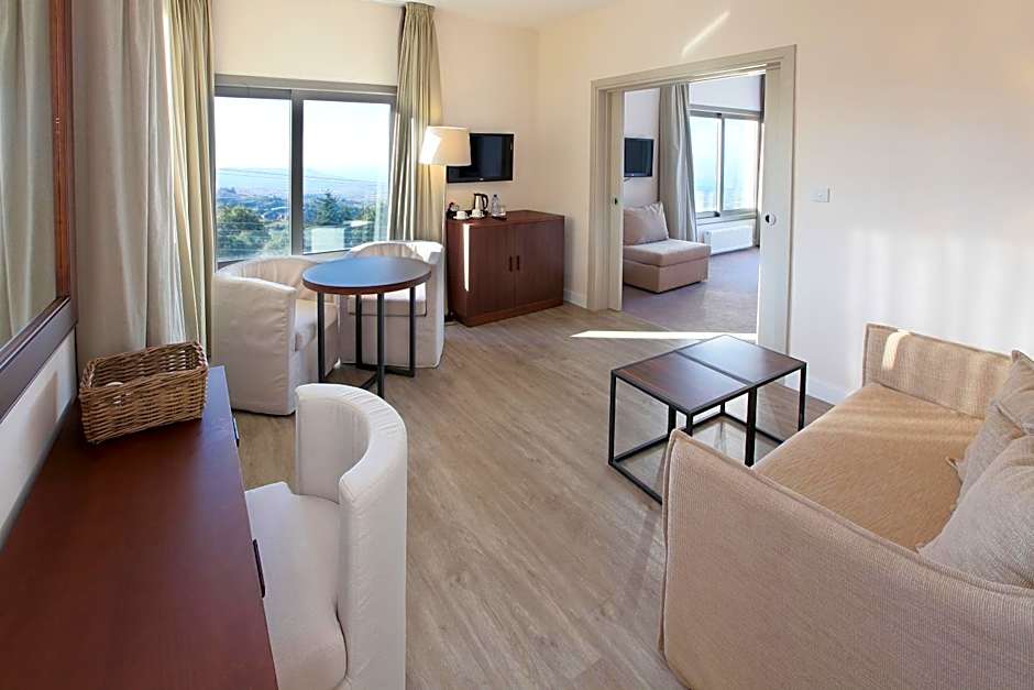 Droushia Heights Hotel