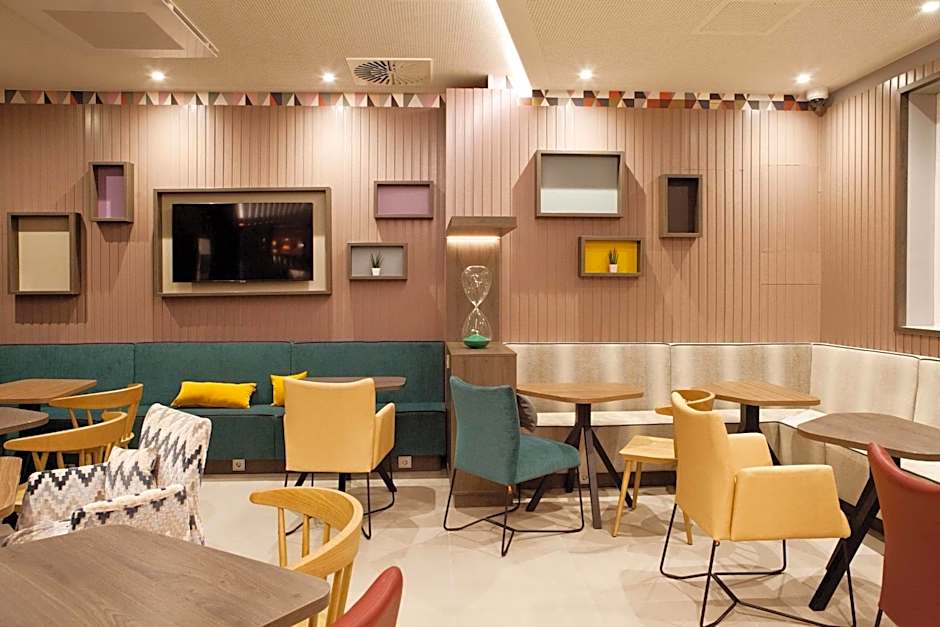 Hampton By Hilton Regensburg