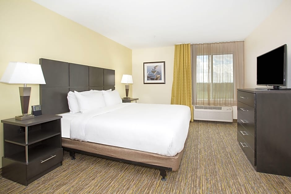 Candlewood Suites Longmont, an IHG Hotel