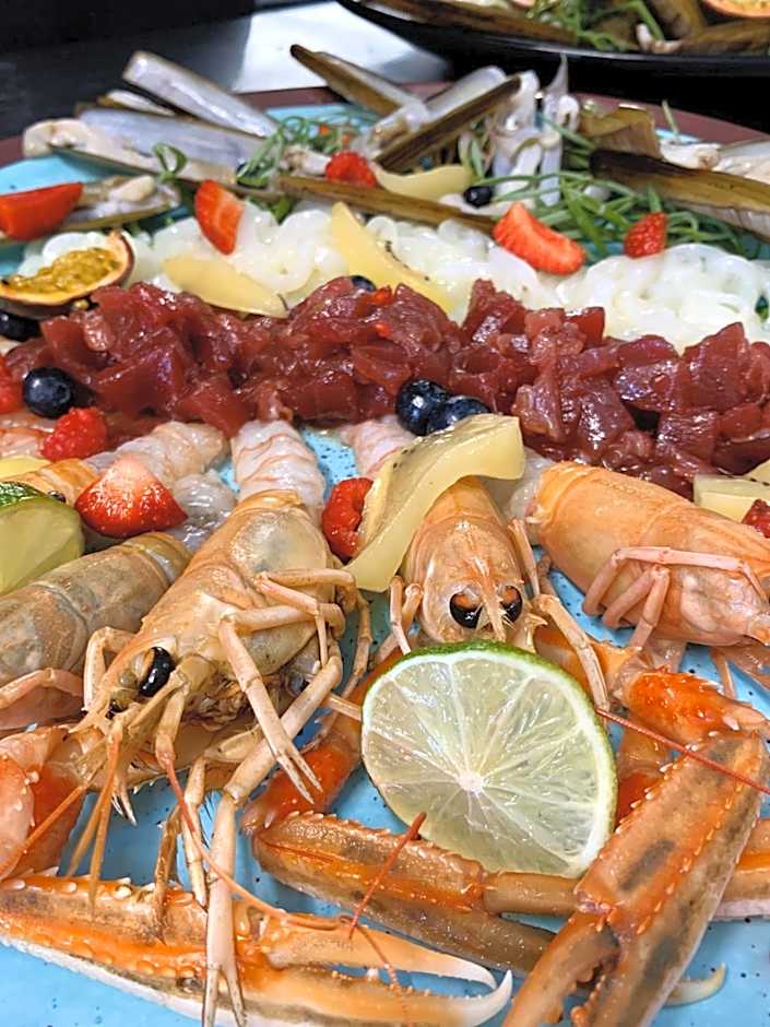 HOTEL MERCURIO SUL MARE - Fish restaurant and private beach