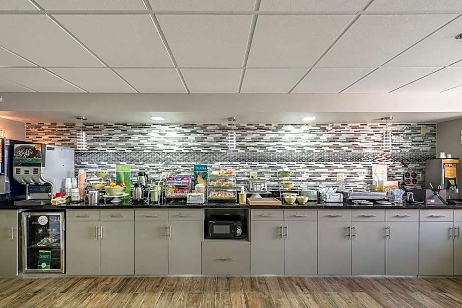 Quality Inn Grove City