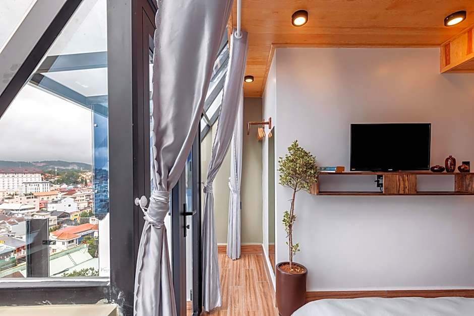 Pi Boutique Hotel