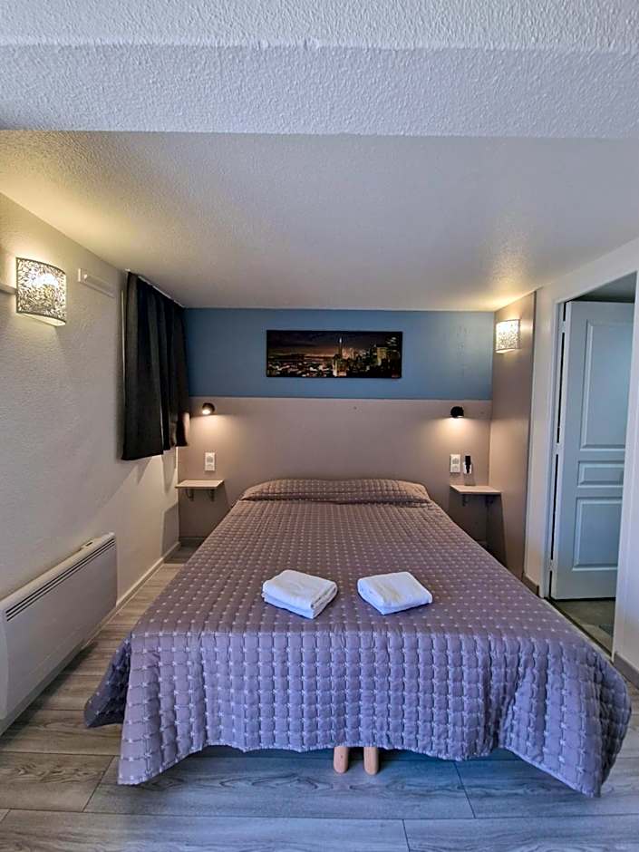 Fasthotel Roissy - Saint-Witz