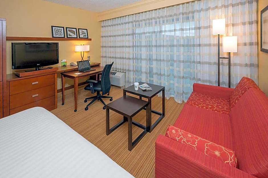 Courtyard by Marriott Winston-Salem Hanes Mall