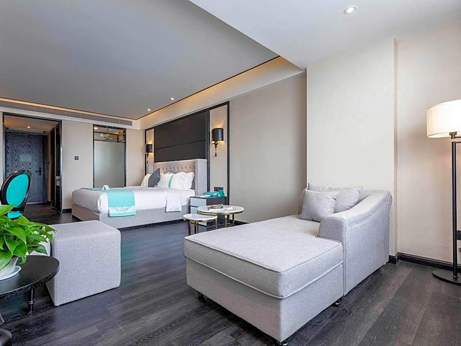 Xana Hotelle·Heyuan Hongxing Road