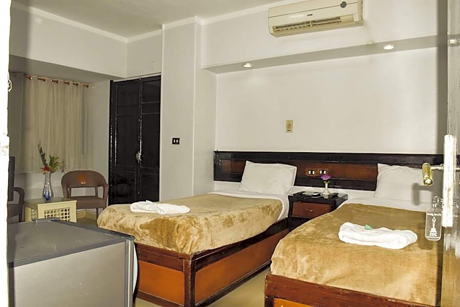 Oscar Hotel – Aswan, AK