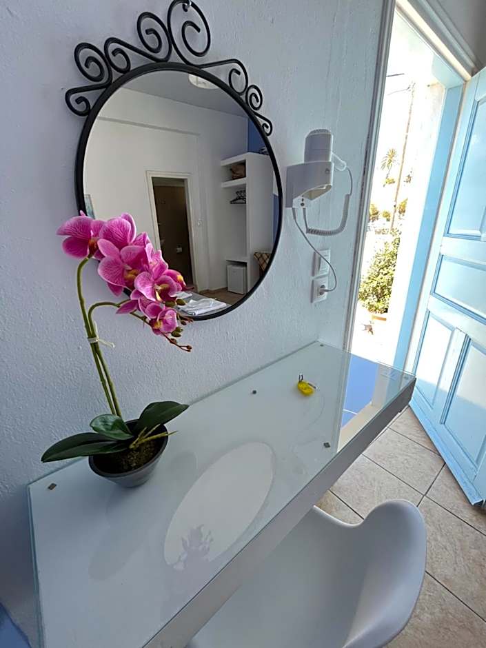 Stella Nomikou Apartments