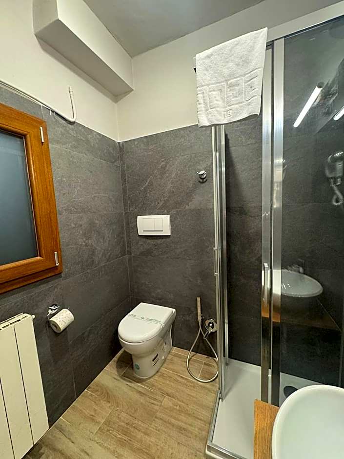 Hotel Camilla Guelfa