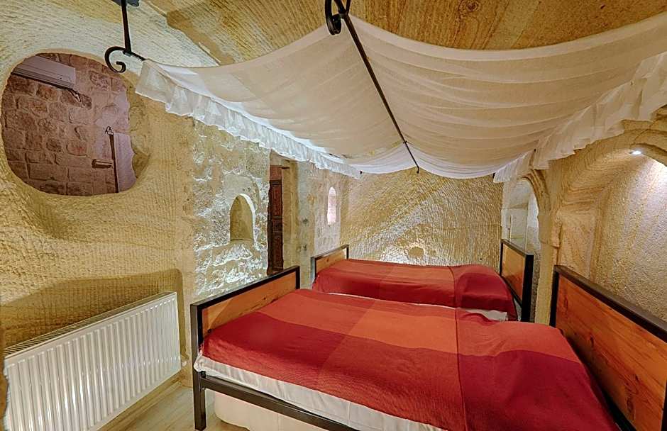 Taru Cave Suites