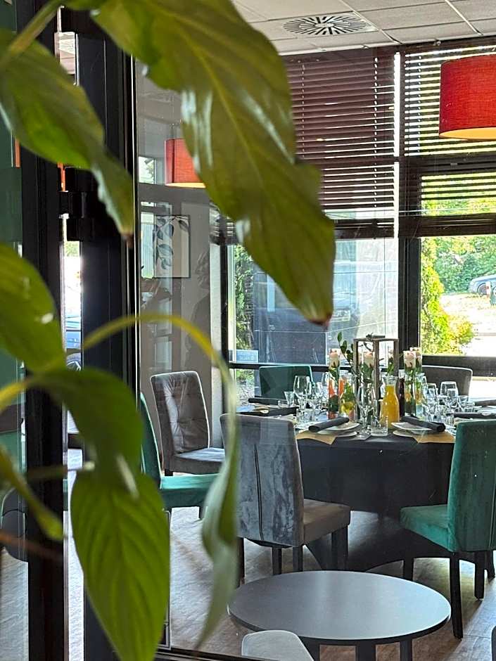 Economy Silesian Hotel