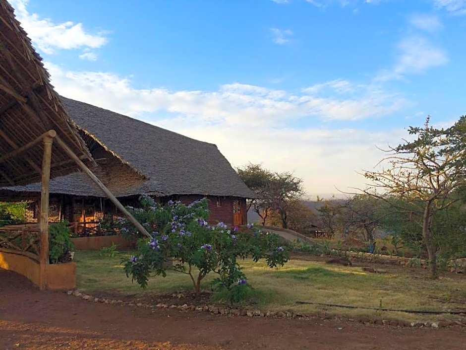 African Sunrise Lodge and Campsite