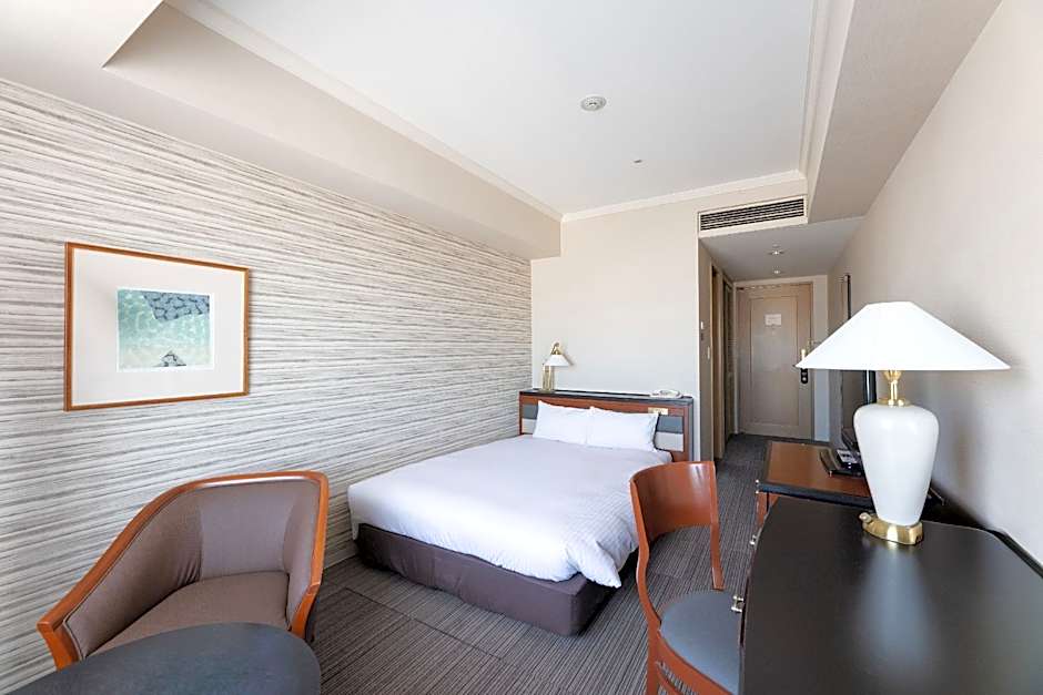The Qube Hotel Chiba