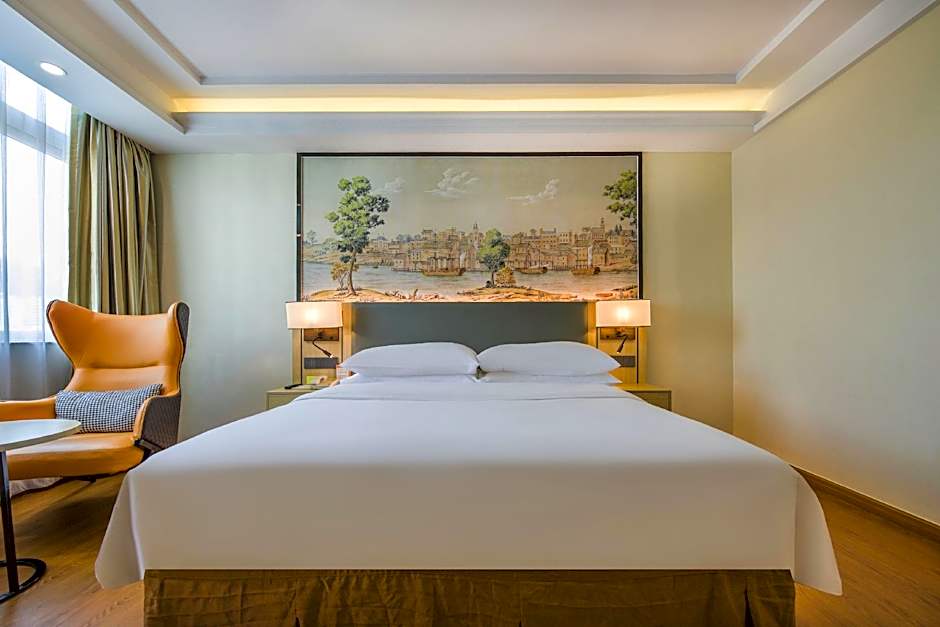Vienna Hotel Huizhou West Lake Maidi South Road