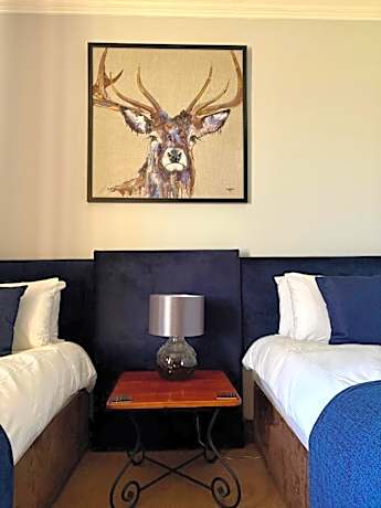 Twin Room with Private Bathroom