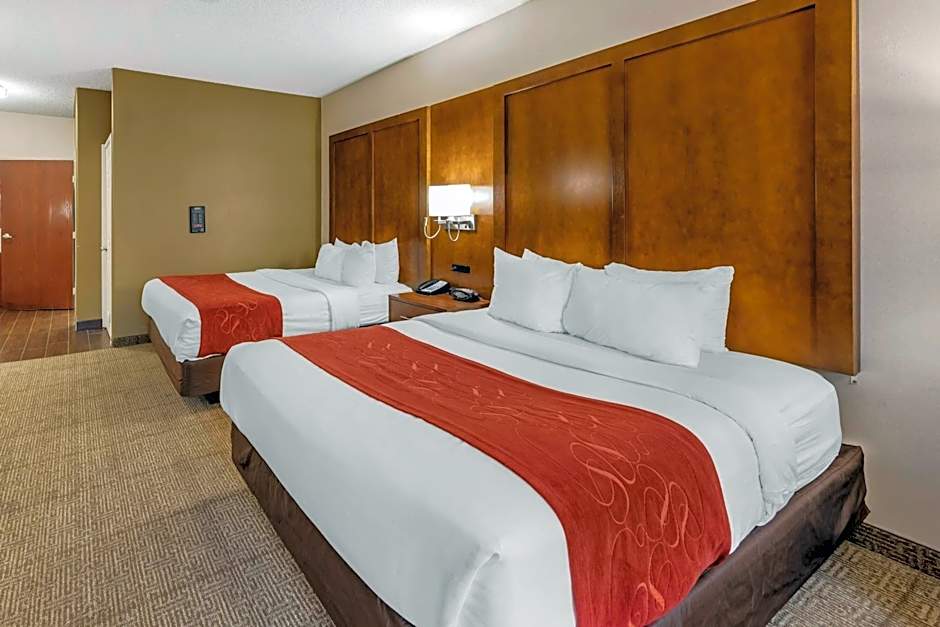 Comfort Suites Near Six Flags Magic Mountain