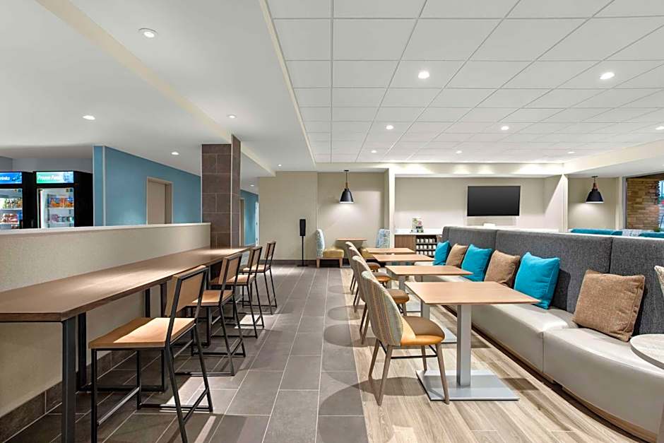Home2 Suites by Hilton Owatonna