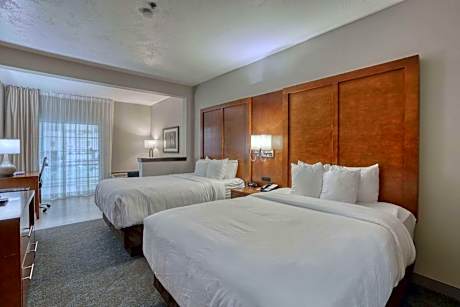 Standard Double Suite with Two Double Beds with Pool View - Non - Smoking