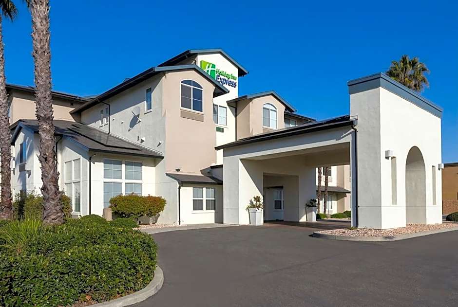 Holiday Inn Express Hotel & Suites Manteca By IHG