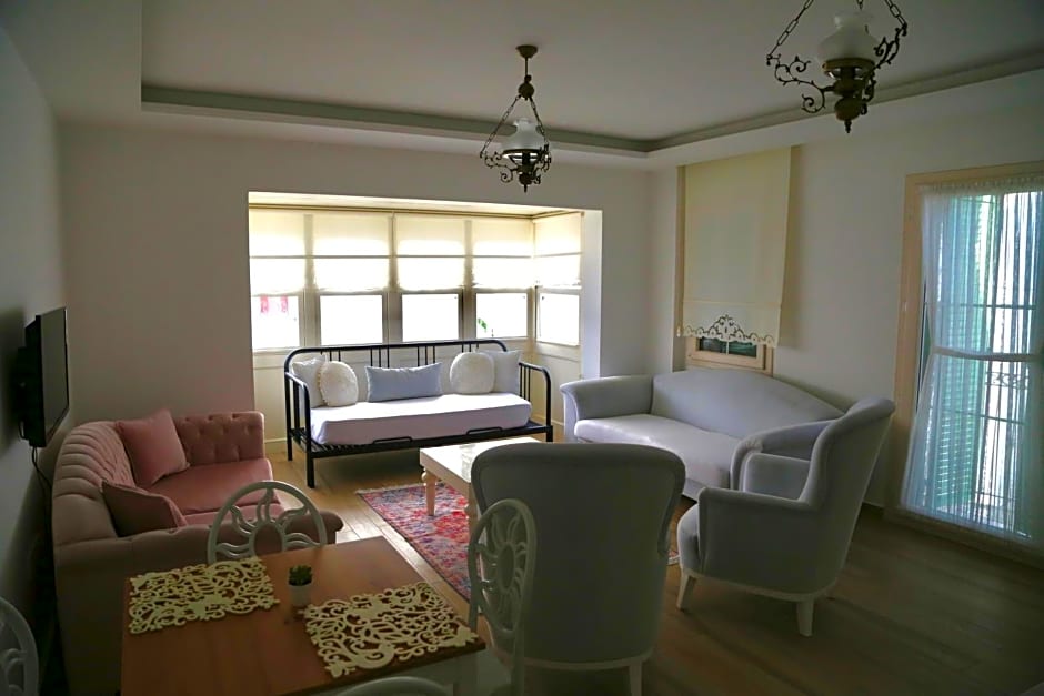 Bellapais 58 Luxury Çeşme