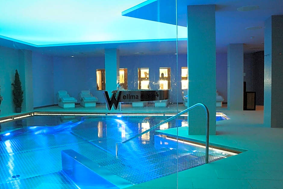 Grand Plaza Hotel & Wellness