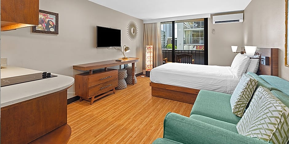 Castle Bamboo Waikiki Hotel