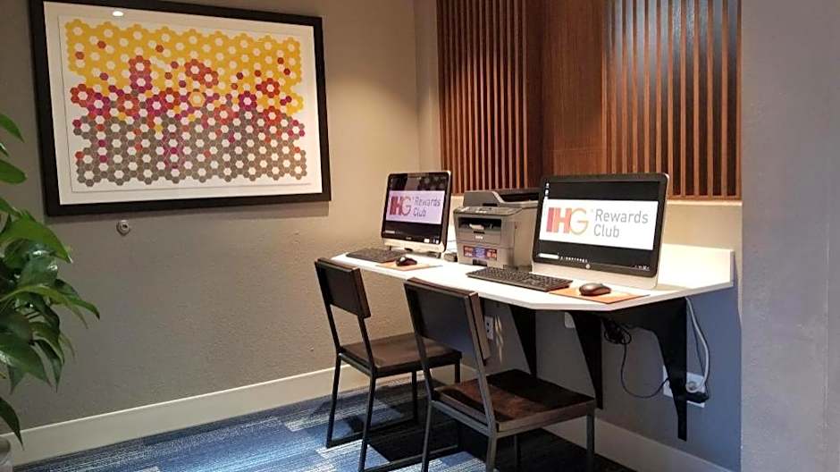 Holiday Inn Express O'Neill By IHG
