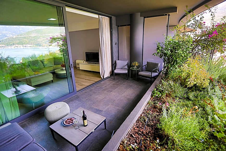 Royal Gardens Paradise