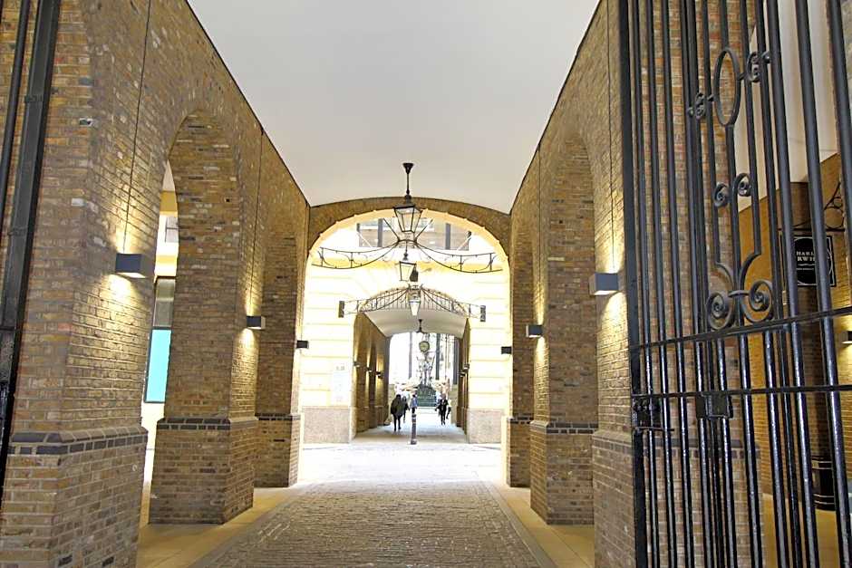 Tooley Street Apartments by Viridian Apartments