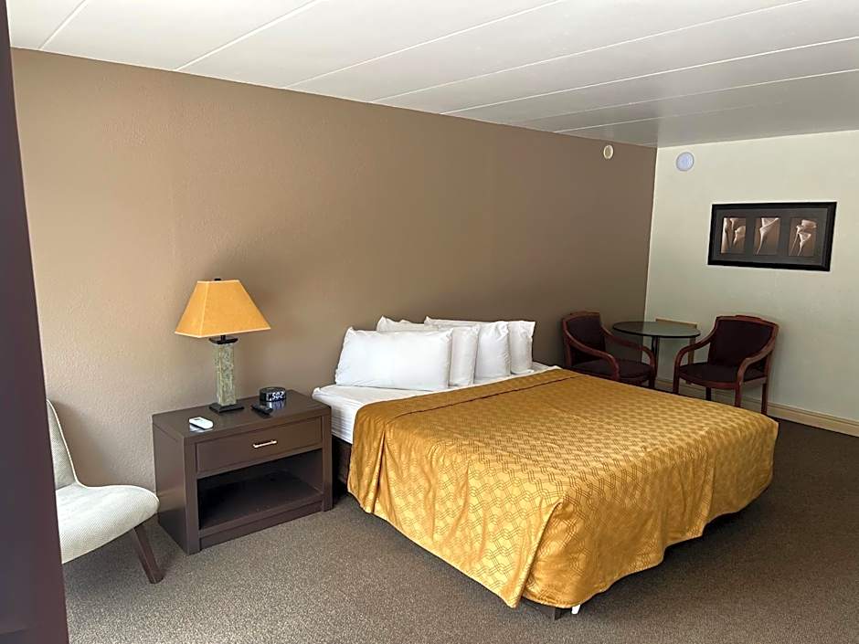 Amber's Inn and Suites