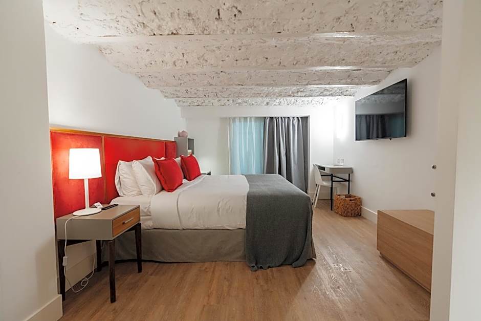 Vain Boutique Hotel