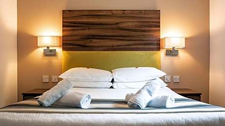 Livingston Lodge Hotel