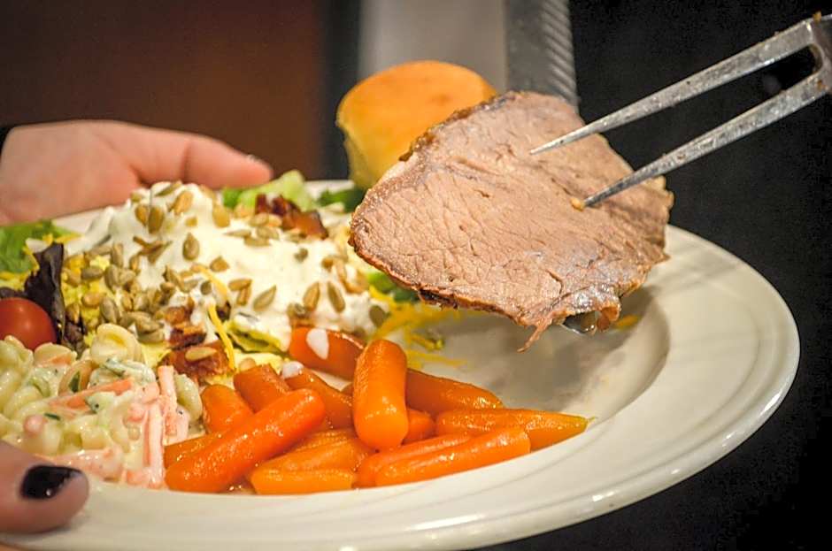 Holiday Inn Fargo By IHG