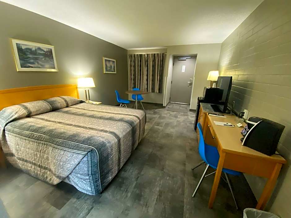 Travelodge by Wyndham Grande Prairie