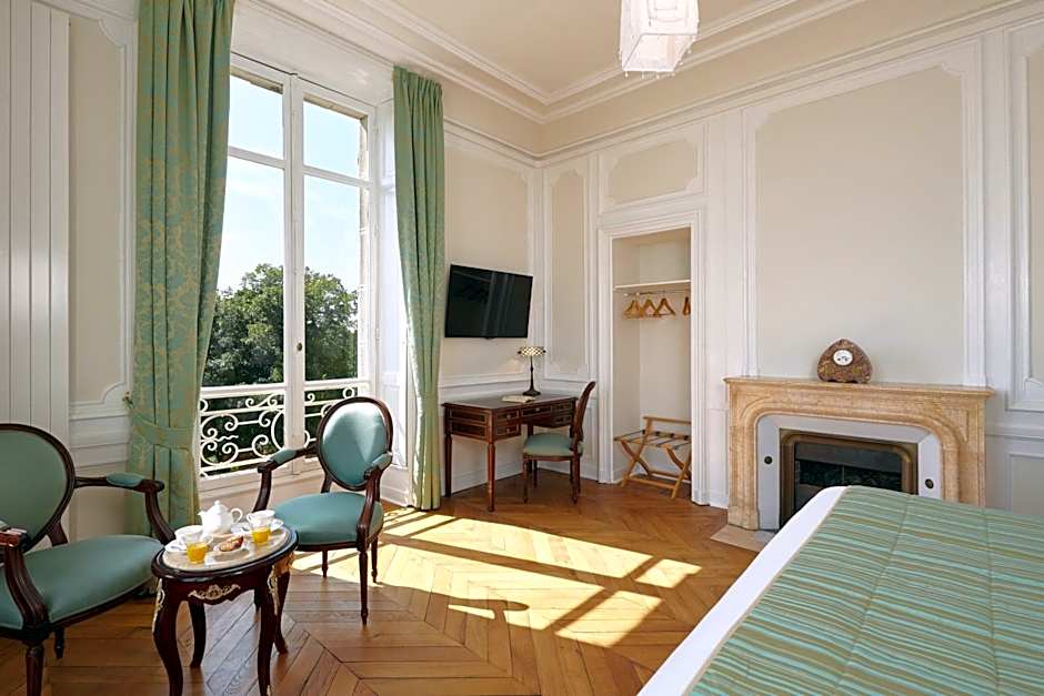 Château Saint-Michel - Cercle des Grands Crus