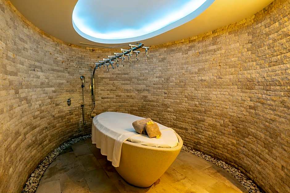 Pullman Bali Legian Beach