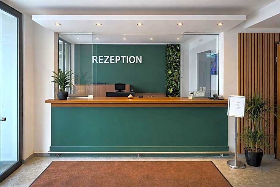 Hotel B1